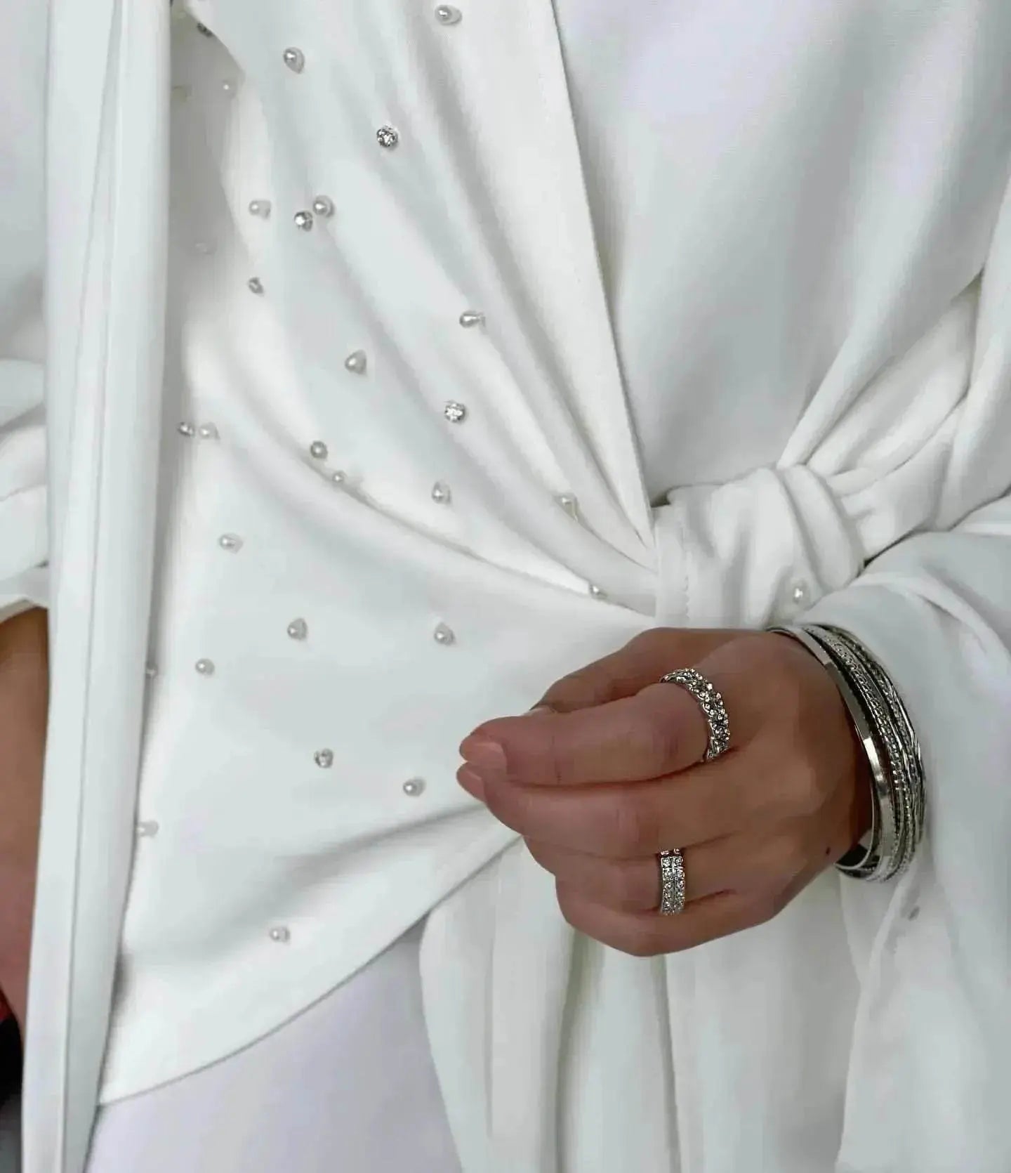 Ensemble deux-pièces uni arabe perlé pour femme