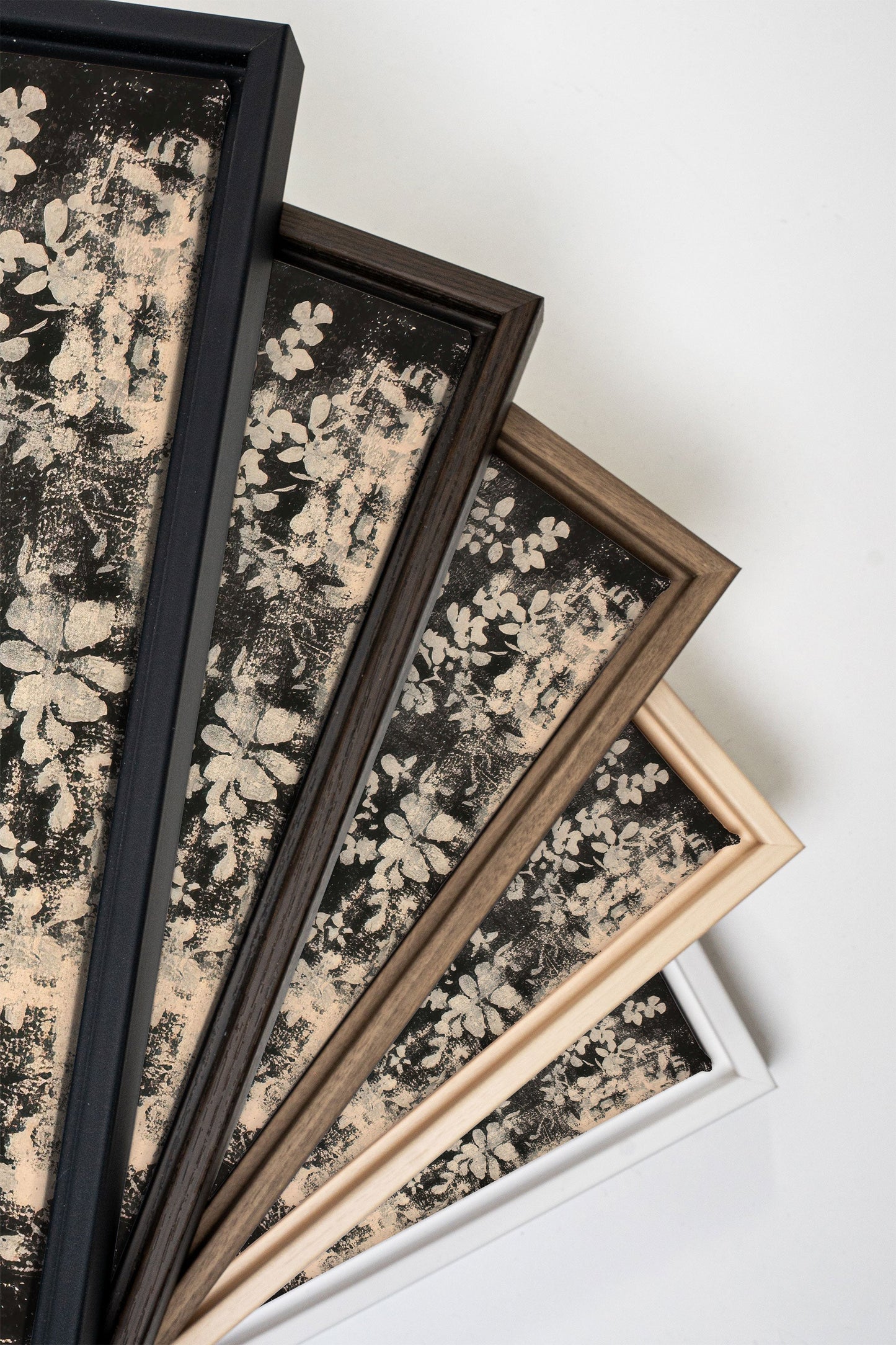 MYSTÉRIEUX JARDIN, Stretched Canvas Artwork