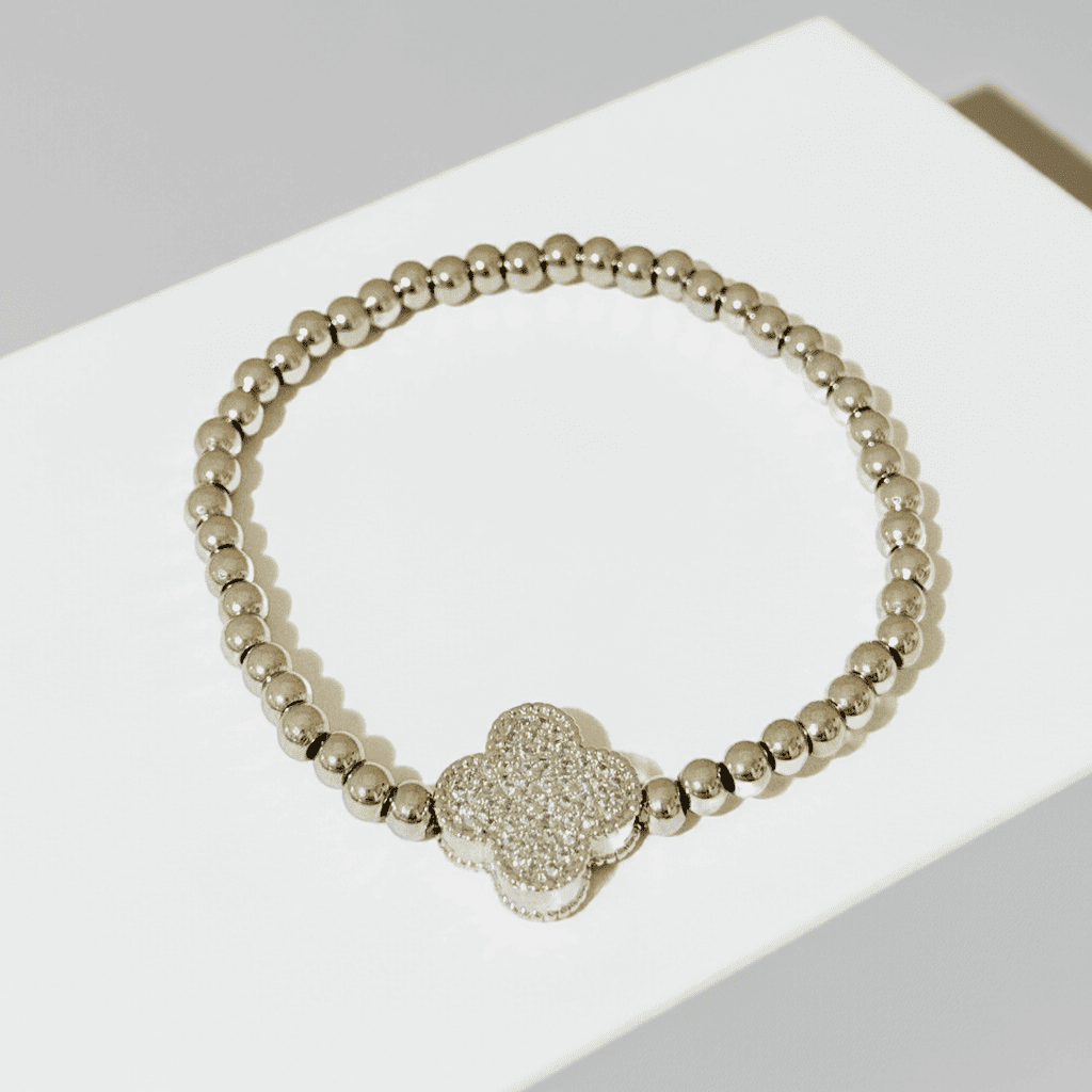 Clover leaf slip-on beaded bracelet