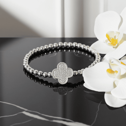 Clover leaf slip-on beaded bracelet