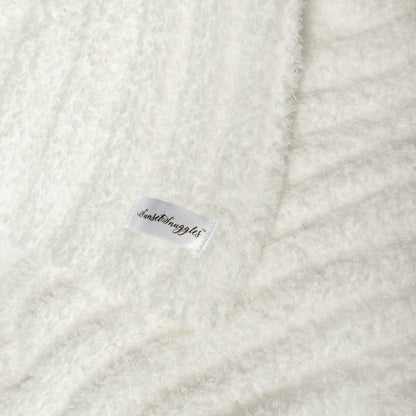 White Ribbed Extended Throw
