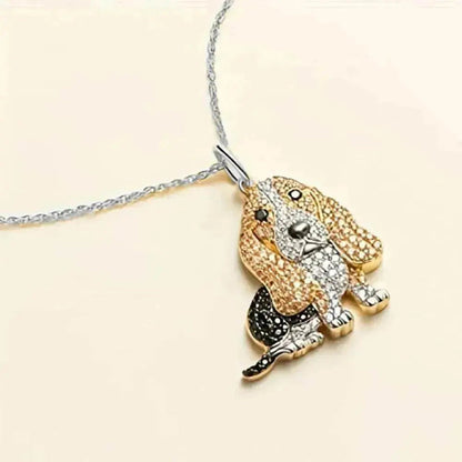 Joli collier pendentif Chien Basset