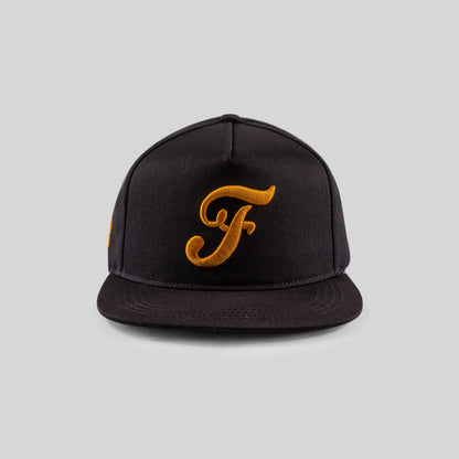 Casquette avec logo alternatif « F »
