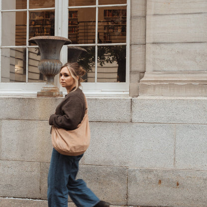 Sac Croissant en Corduroy - Bandoulière Ajustable & Fermeture Éclair