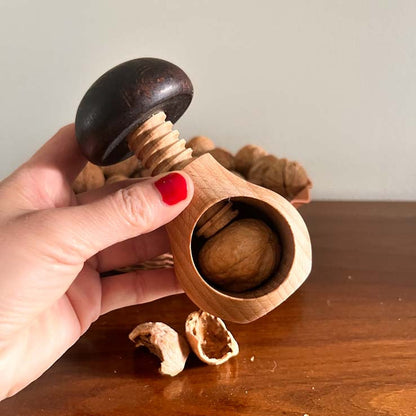 Casse-Noisette en Bois Champignon