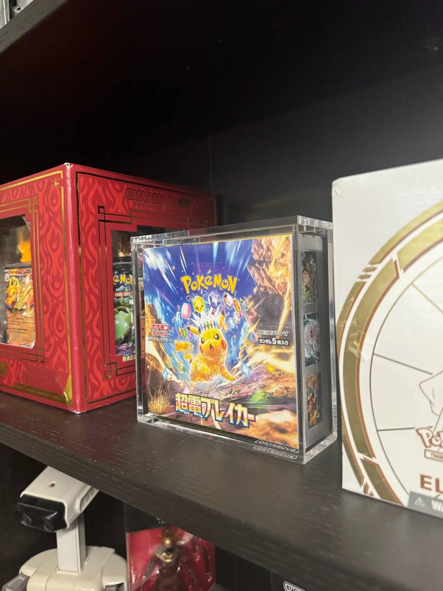 Japanese Large Booster Box EVORETRO Acrylic Case Magnetic Display
