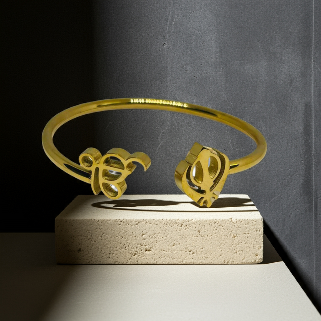 18K Gold Plated Ik Onkar Khanda Bangle