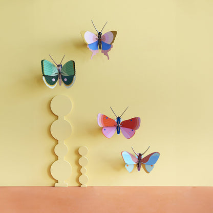 Papillon à rayures de fougère