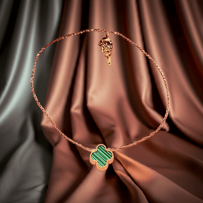 Pendentif chaîne Trèfle à quatre feuilles