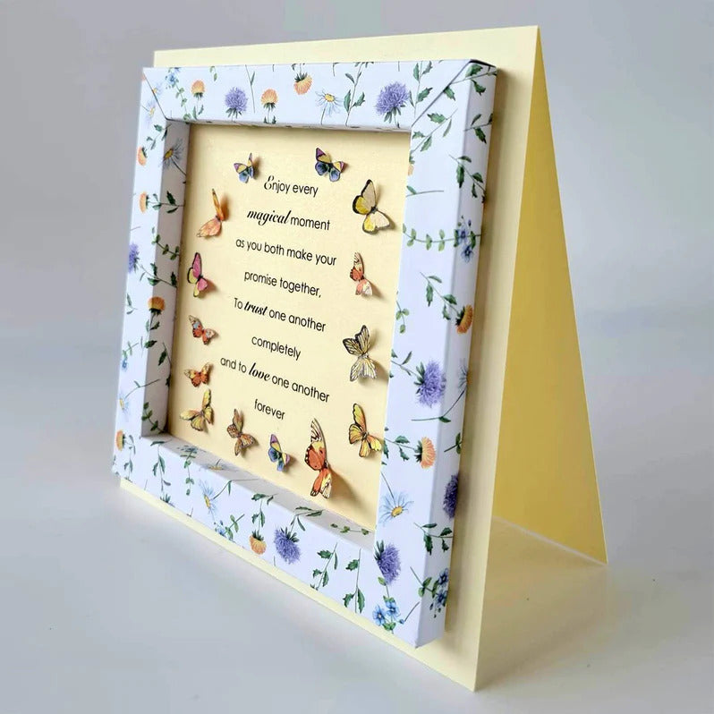 Découpage Découpé à l'Emporte-Pièce - Un Kaléidoscope de Papillons (Lot de 2)