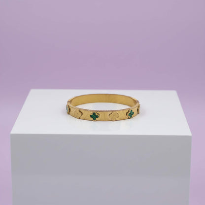 Golden Clover Harmony Bangle | 18k gold plated