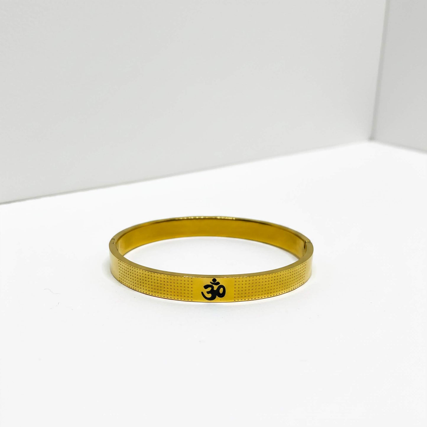Gold Plated OM Bangle – Elegant Hindu Spiritual Bracelet