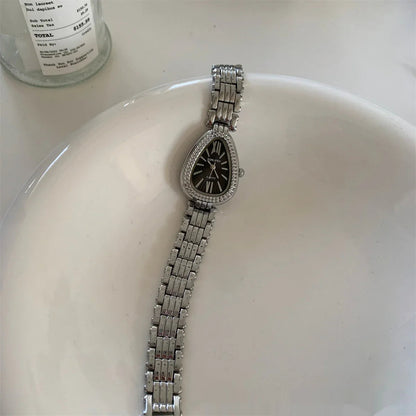 Golden Snake Head Gorgeous Chain Watch Women