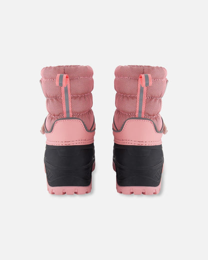 Bottes d'hiver rose poudré