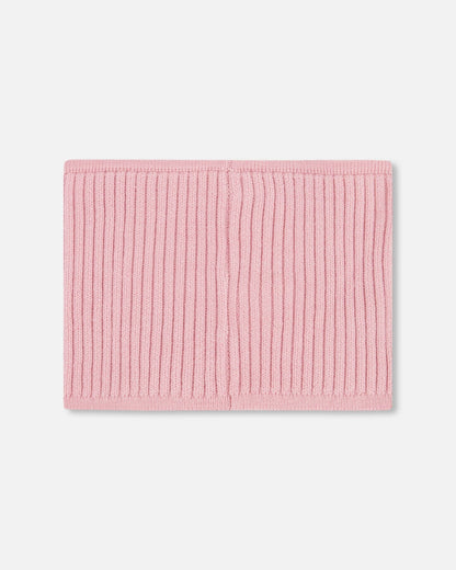 Cache-cou tricoté rose pâle