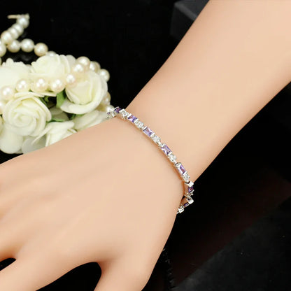 CWWZircons – bracelet de Tennis en cristal autrichien pour femme, breloque CZ, rouge, vert, bleu, cadeau de noël et de nouvel an, CB087