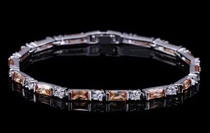 CWWZircons – bracelet de Tennis en cristal autrichien pour femme, breloque CZ, rouge, vert, bleu, cadeau de noël et de nouvel an, CB087