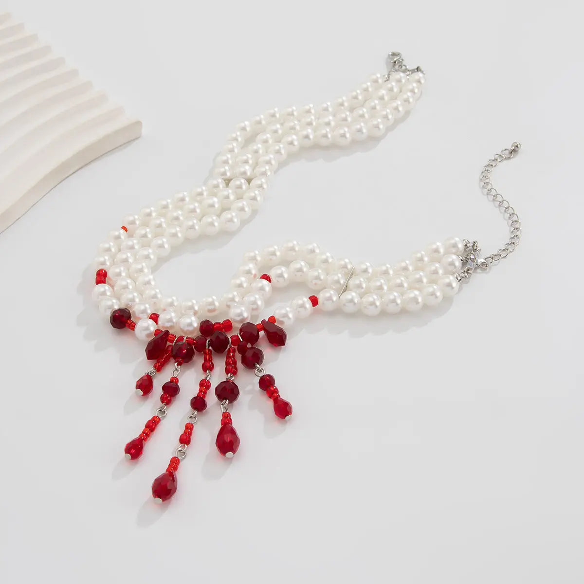 Collier perles de sang Halloween pampille cristal