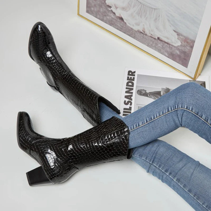 Botas De Mujer Western Cowboy Boots for Women PU Leather Chelsea Boots High Heels Gothic Platform Shoes Big Size 46 47 48 307-1