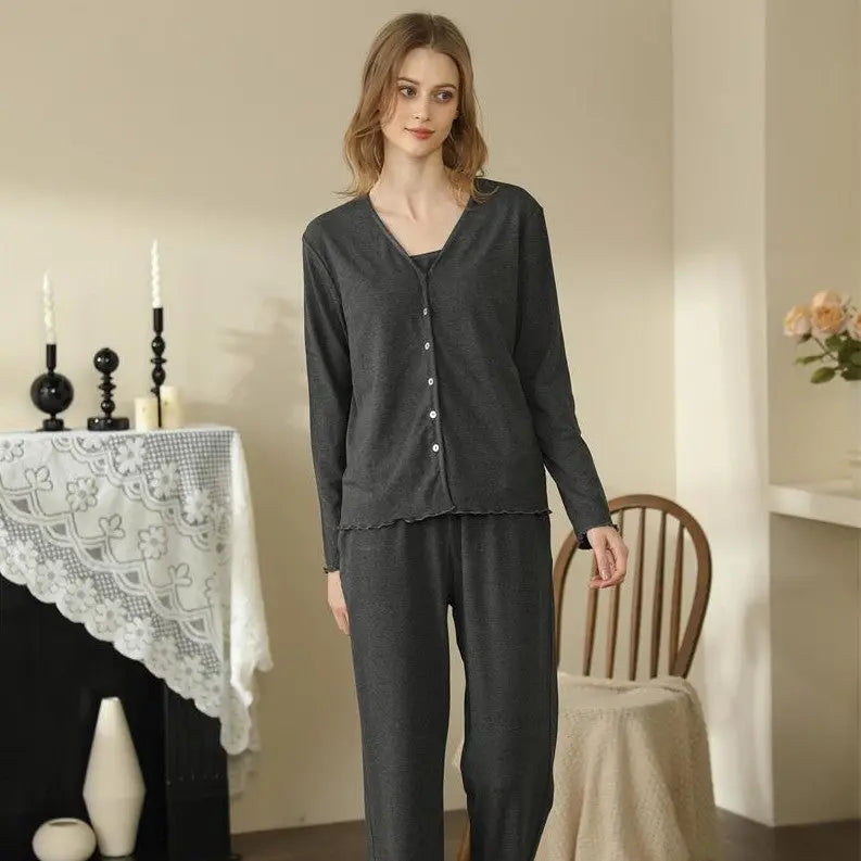 Ensemble pyjama trois pièces pour femme avec cardigan et bretelles style français