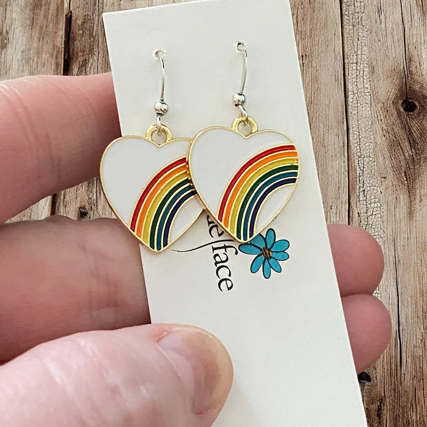 Boucles d'Oreilles Cœur Arc-en-ciel – Émail Blanc & Arc-en-ciel Multicolore