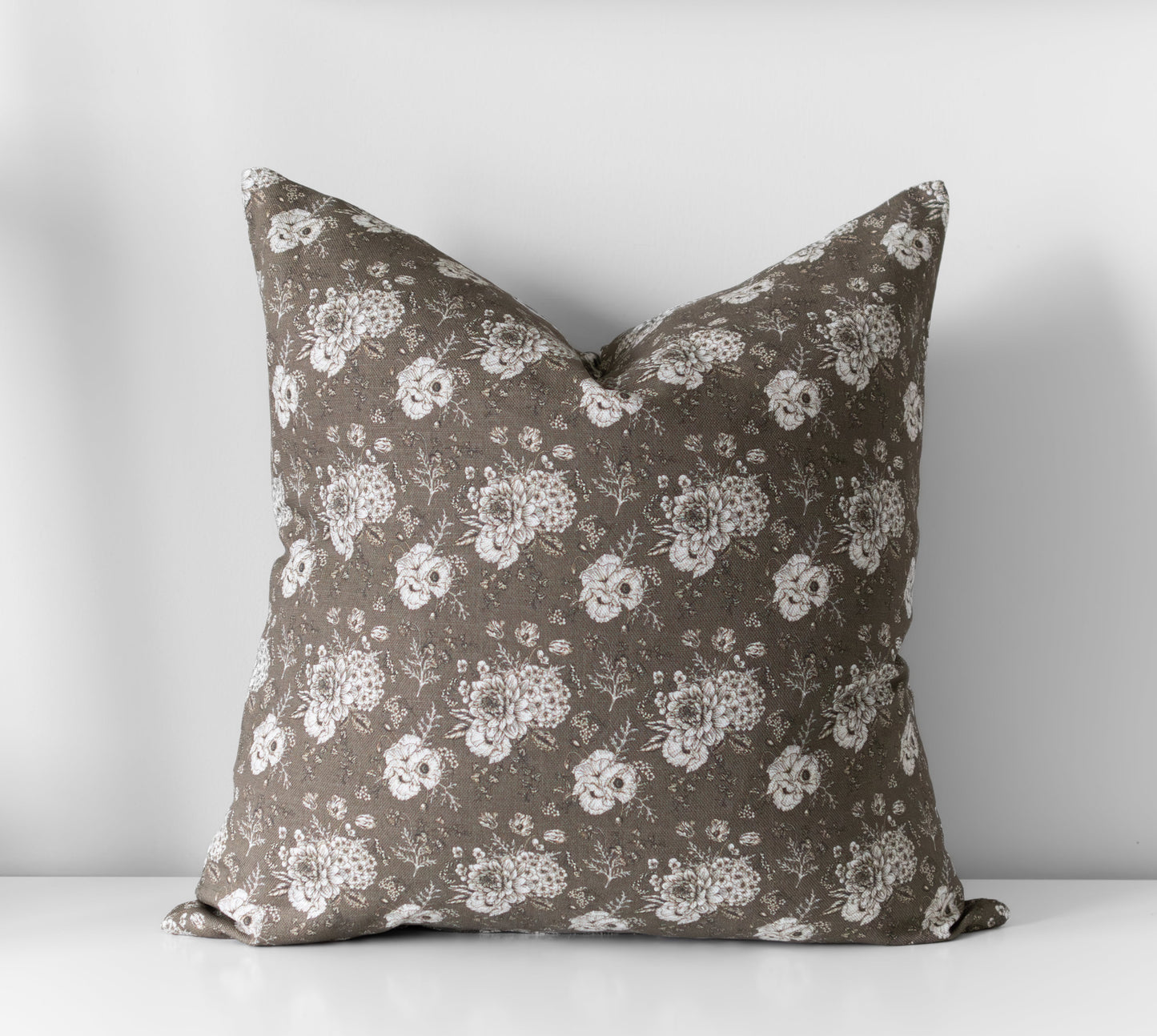 Elysia | Housse de Coussin Fleurie Vintage