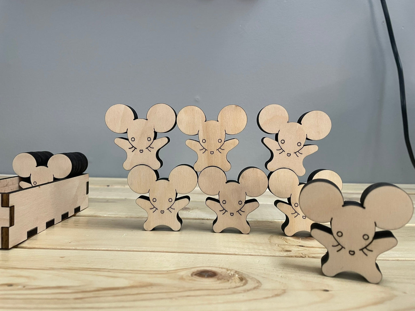 The Acrobats Mouse