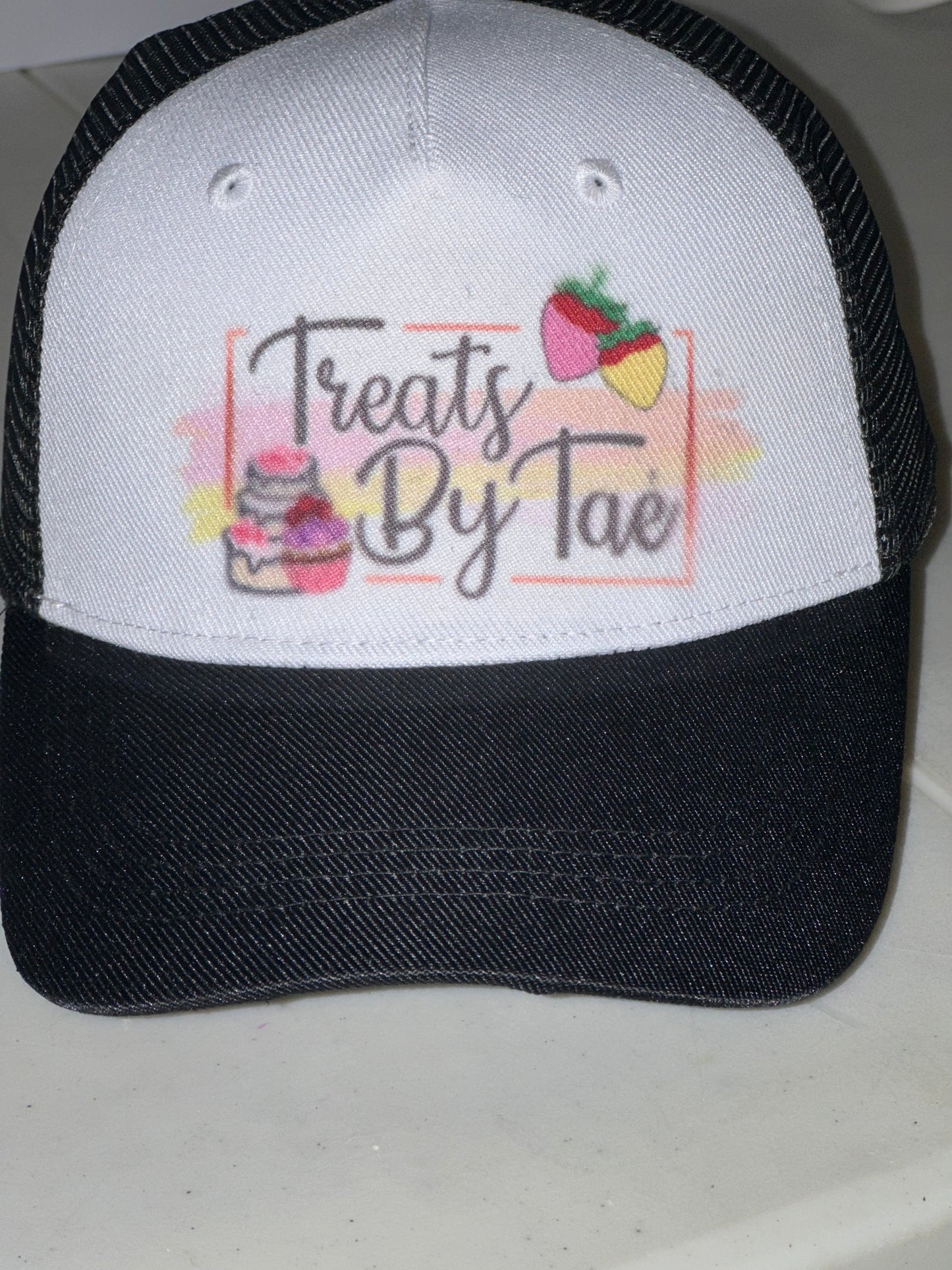 Casquettes noires en maille et grises personnalisées
