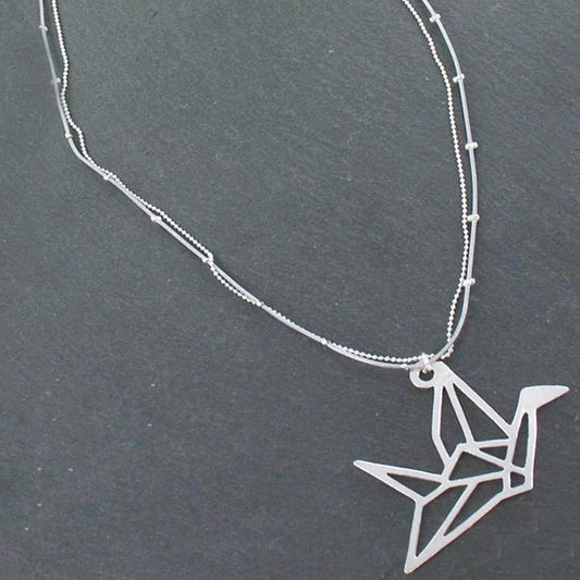 Collier double rang avec pendentif oiseau origami en plaqué argent