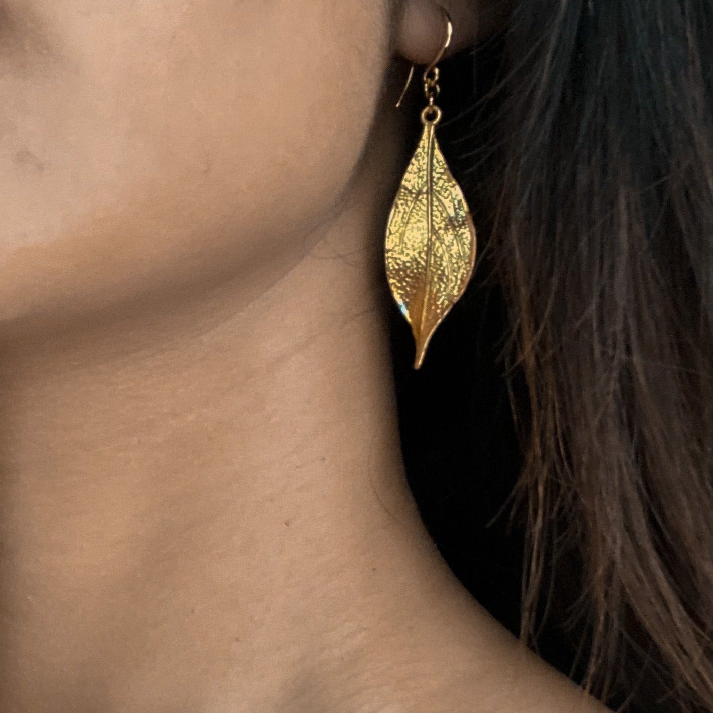 Boucles d'oreilles feuille texturée - Plaqué or