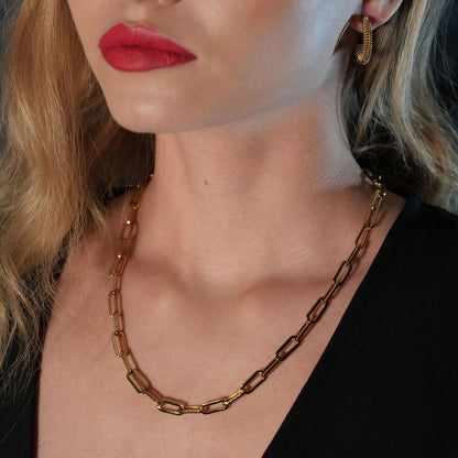 JACINTA 18": Contemporary Paper Clip Gold Chain Necklace