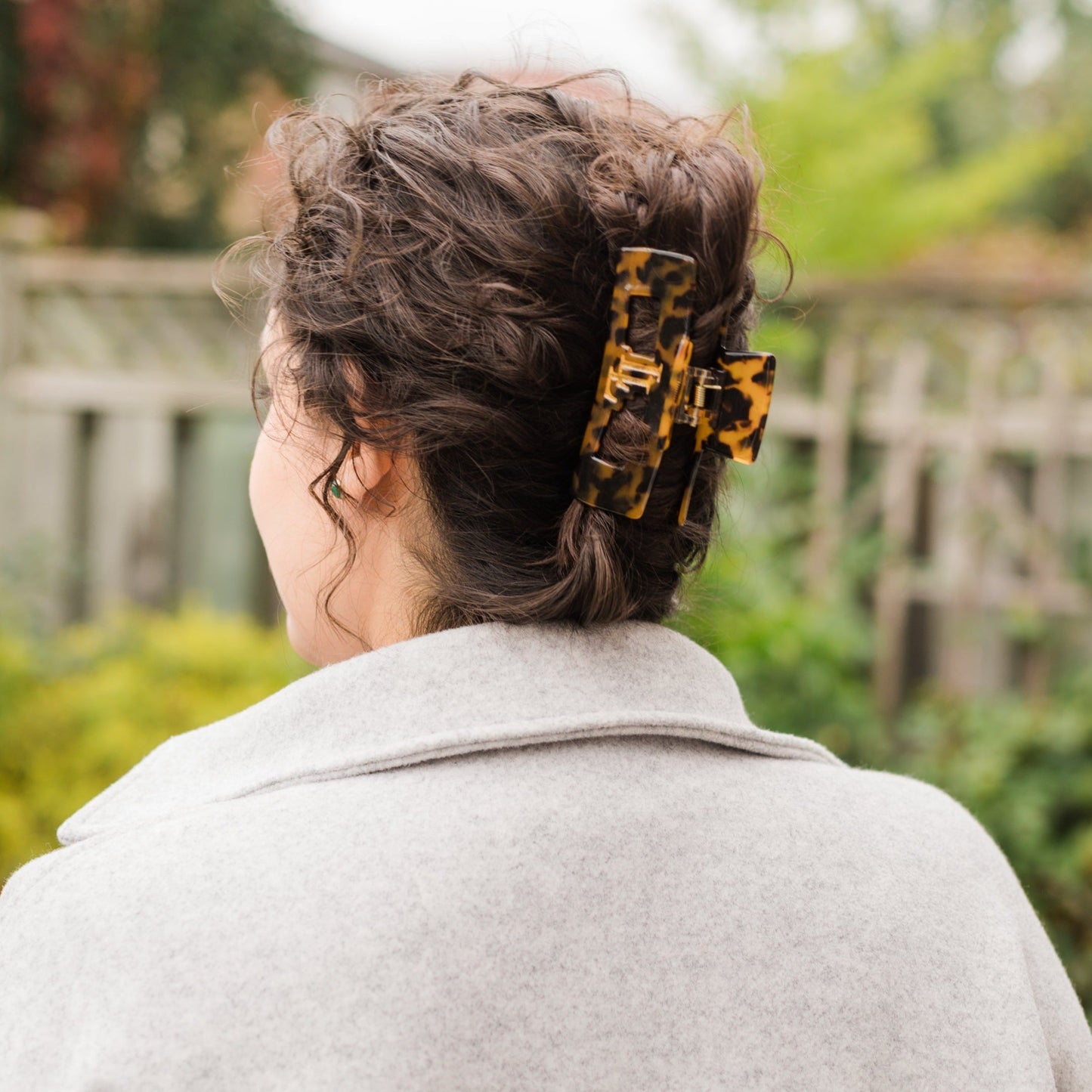 Classic Claw Clip - Tortoise Shell