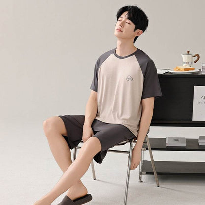 Lai Sai Er Tian Xue Si Men's Pajamas