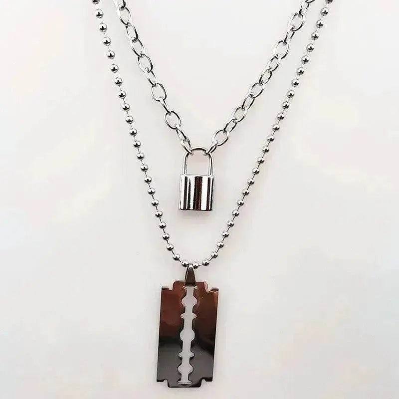 Collier superposé style punk