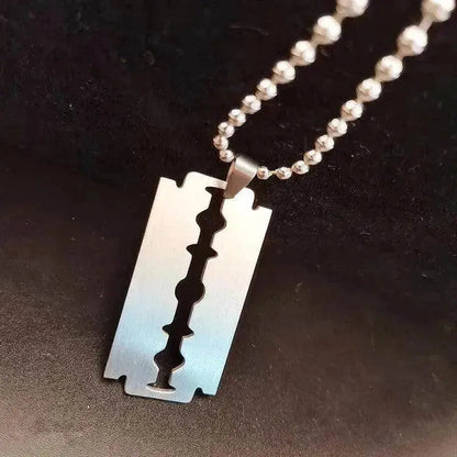 Collier superposé style punk