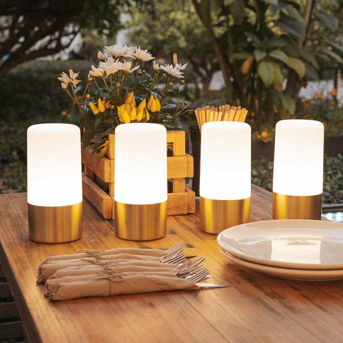 Maia<br> Lampe de table rechargeable