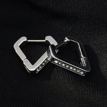 MARIETTA Or blanc (Tonalité argentée) : Mini créoles triangulaires avec zircons pavés