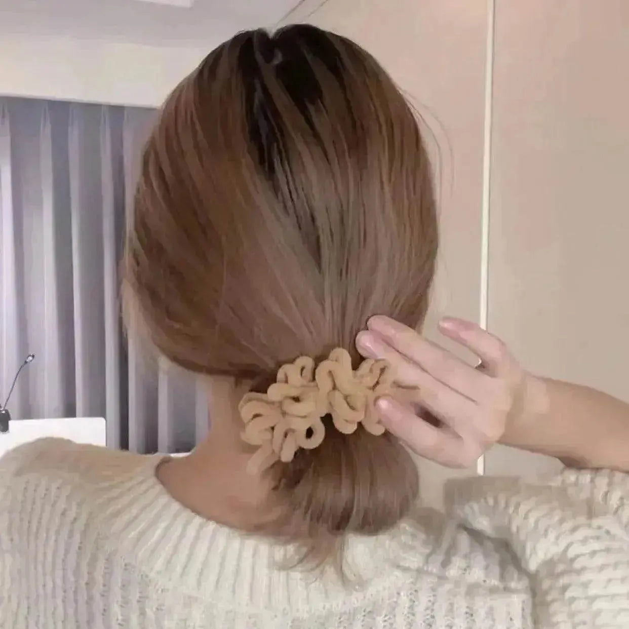 Milk Coffee Plush Headdress High Ponytail Cloth Hair Accessories