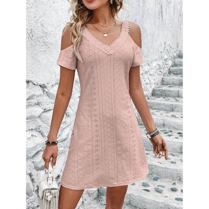 Nouvelle Robe Épaules Dénudées Manches Courtes Mode Été Minceur Robes Trapèze Décontractée Vacances Plage Pour Vêtements Femme