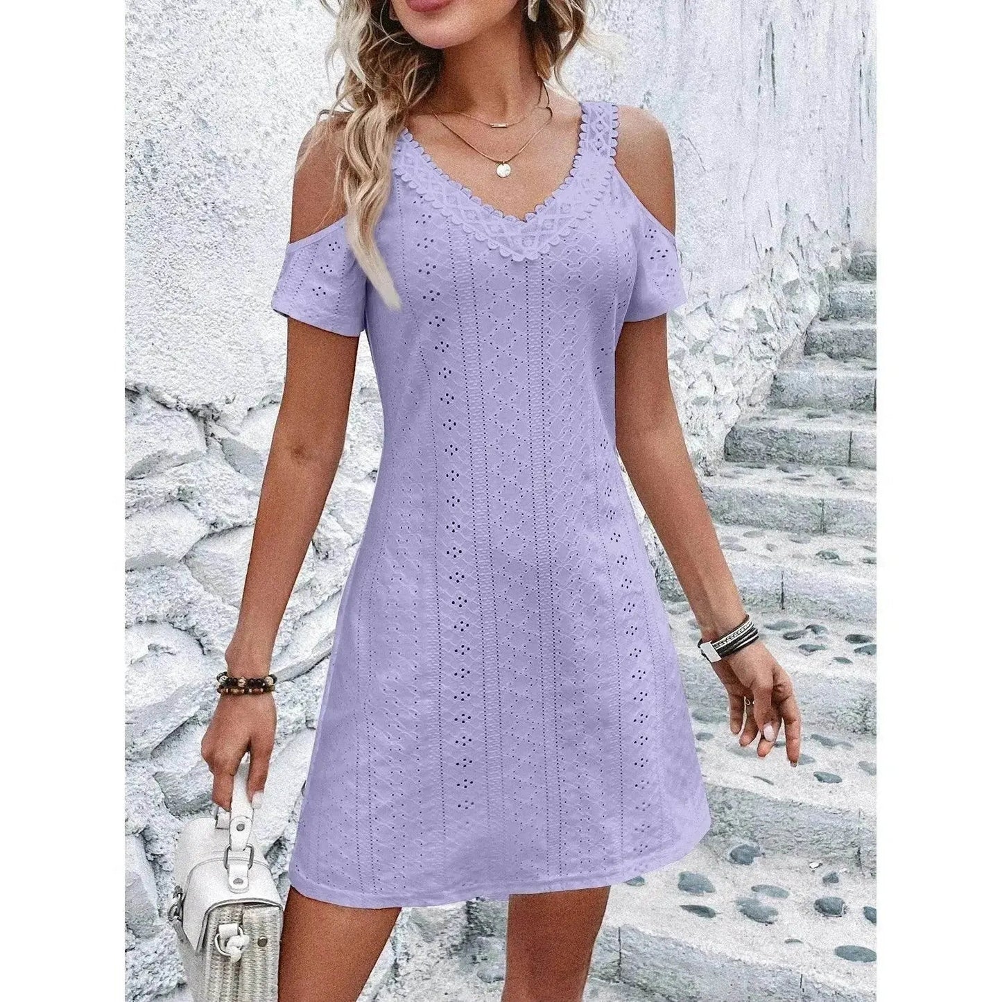 Nouvelle Robe Épaules Dénudées Manches Courtes Mode Été Minceur Robes Trapèze Décontractée Vacances Plage Pour Vêtements Femme