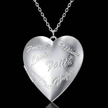 Collier pendentif personnalisé cadre photo cœur