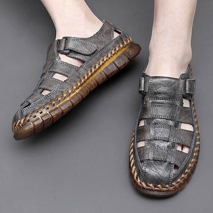 Plus Size Men's Beach Sandals Retro Hollow Out