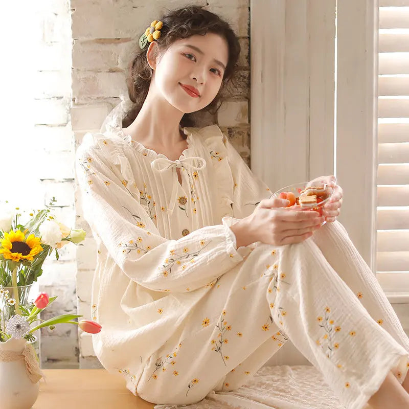 Pure Cotton Gauze Pajamas For Women Sweet And Fresh  Long Sleeves With Chest Pads