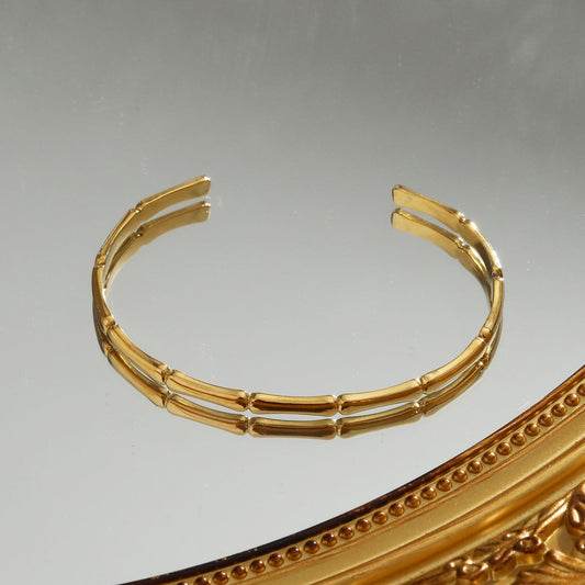 RENEE Gold : Bracelet manchette de luxe en bambou – Design minimaliste élégant inspiré de la nature