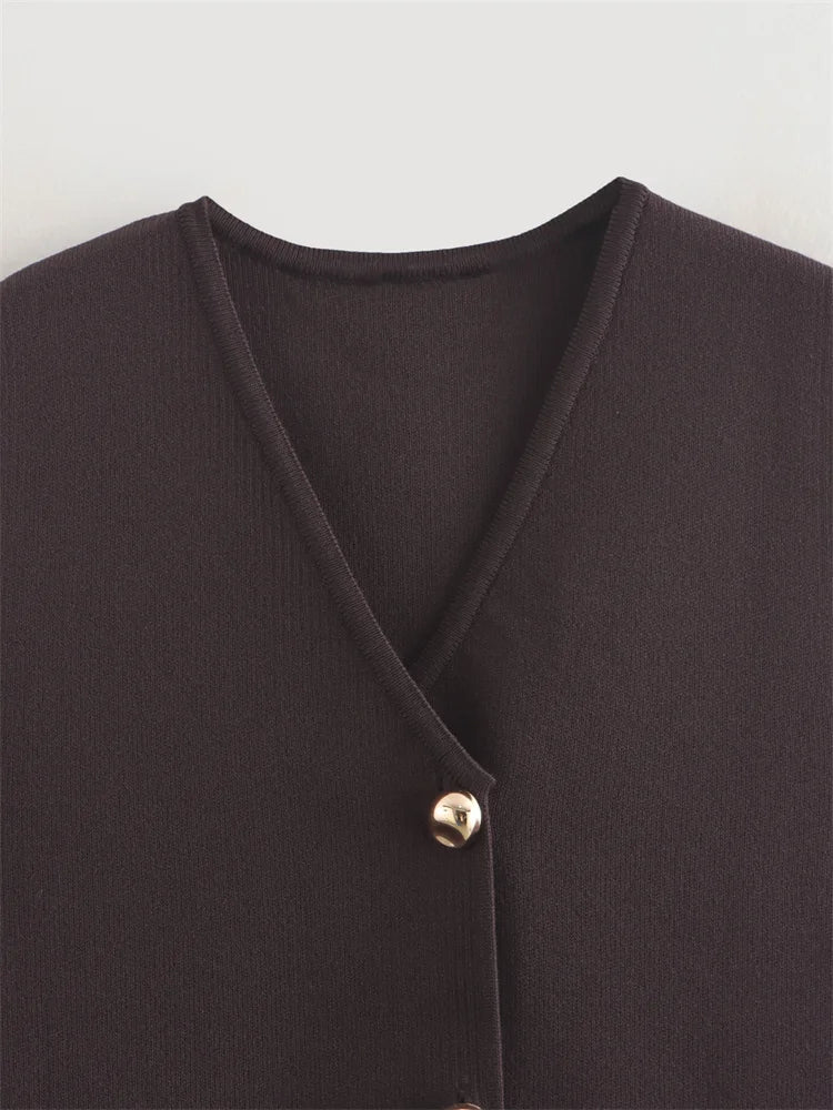 Zevity New Women Fashion V Neck Sleeveless Golden Buttons Knitted Vest Sweater Female Chic Solid Color Slim Cardigan Tops LS6273