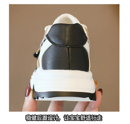 Chaussures de sport pour enfants garçons et filles automne nouvelles chaussures de tennis rétro moyennes et grandes, chaussures décontractées à carreaux pour étudiants