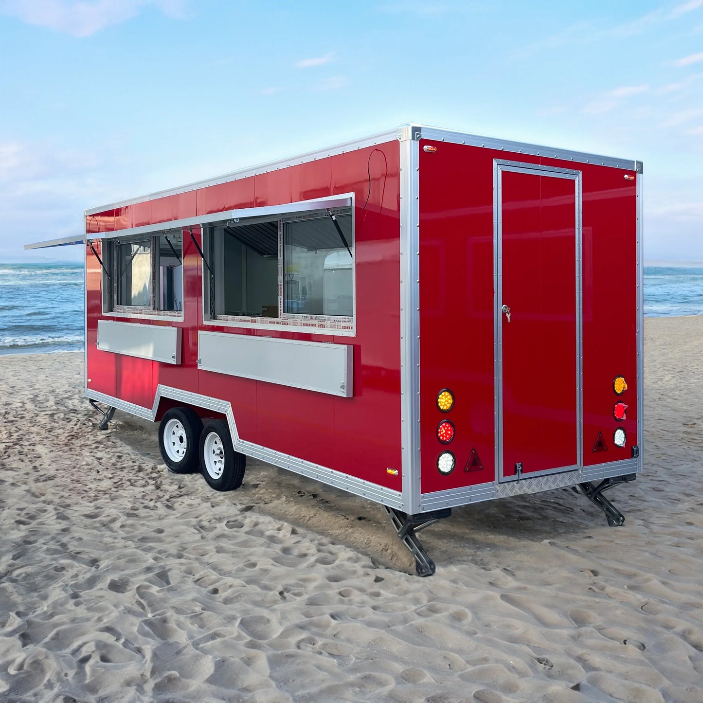 Chariot de distribution rapide de nourriture, camion de collations mobile, certifié CEE CE, remorque de boissons Airstream entièrement équipée, chariot de nourriture.