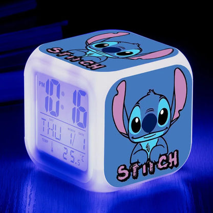 Points réveil veilleuse 7 couleurs changeantes LED Anime Lilo & Points Stitch décoration de bureau pour la maison cadeau d'anniversaire de Noël pour enfants de bande dessinée