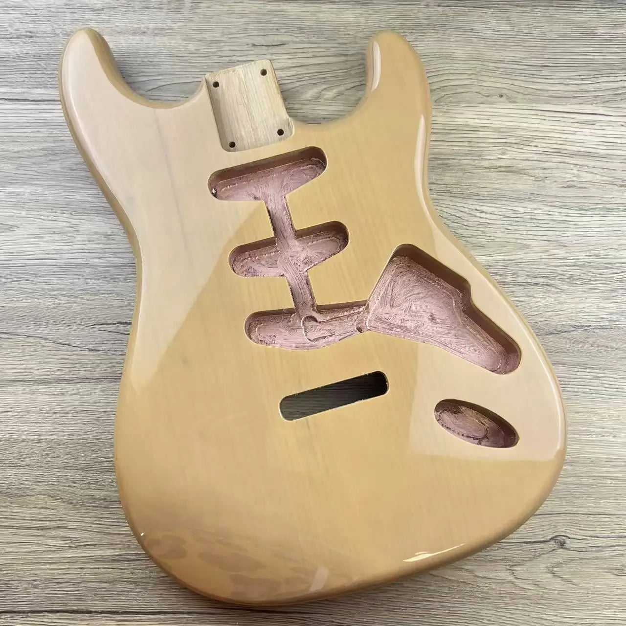 Corps de guitare électrique Alder ST - Finition polyester brillant vert métallisé |   Pièce de rechange pour Stratocaster |   Buildi de guitare bricolage