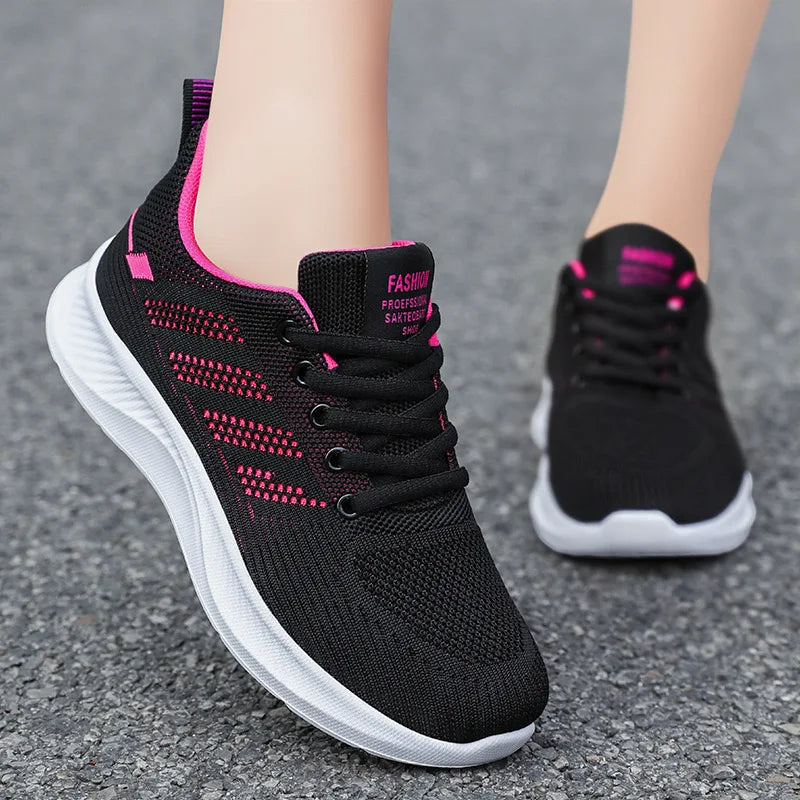 Chaussures de sport pour femmes Chaussures individuelles décontractées respirantes à semelle souple chaussures de course en maille volante d'automne